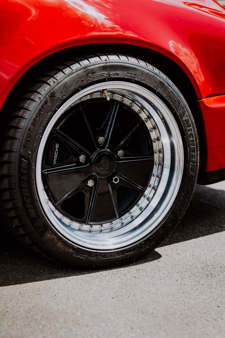 Porsche 964 Carrera 4