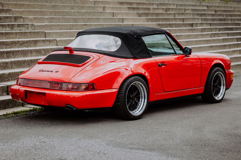 Porsche 964 Carrera 4