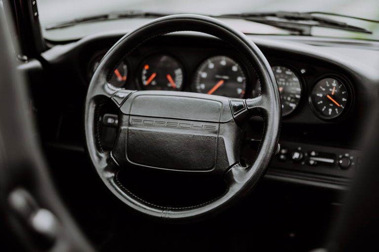 Porsche 964 Carrera 4