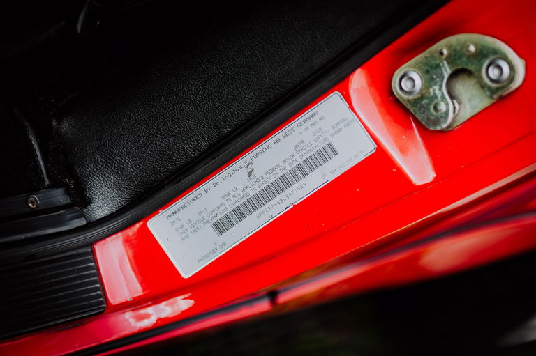 Porsche 964 Carrera 4