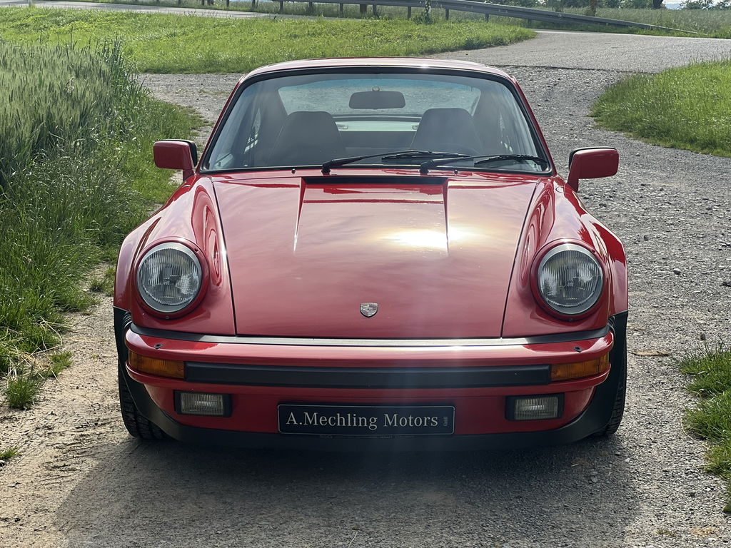 Porsche 911 Turbo 3.3