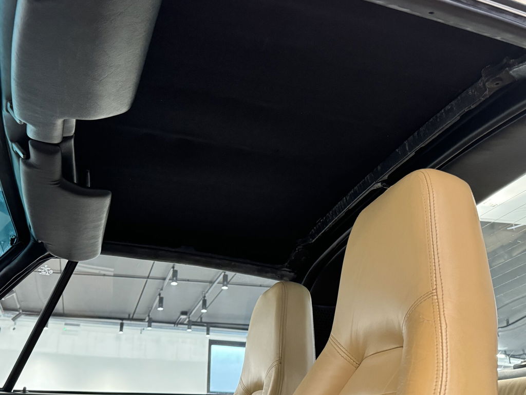 Porsche 911 Carrera 3.2 (US)