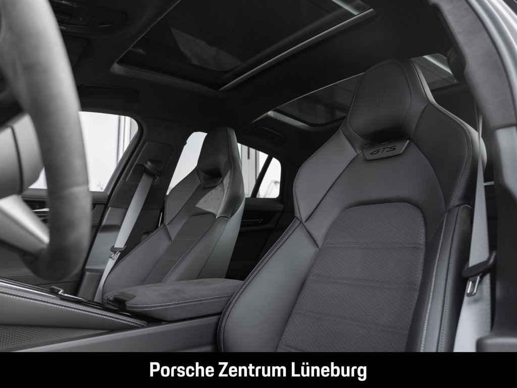 Porsche Panamera GTS