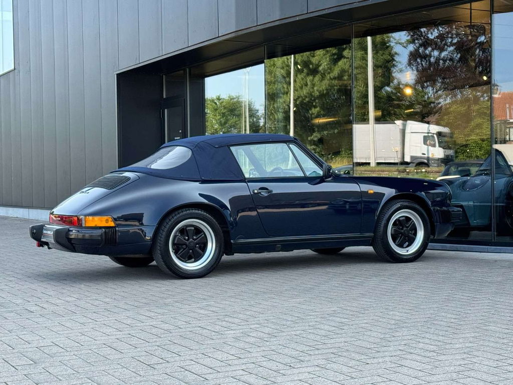 Porsche 911 Carrera 3.2