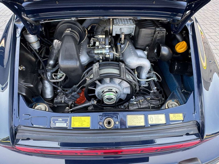 Porsche 911 Carrera 3.2