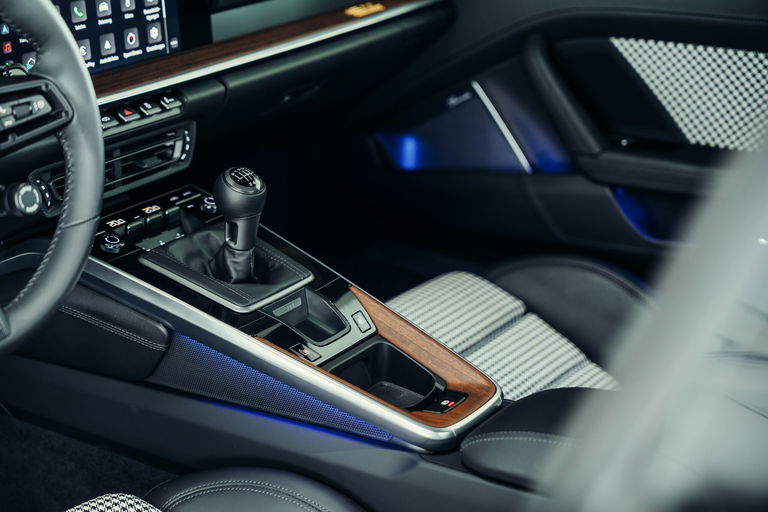 Porsche 992 Sport Classic