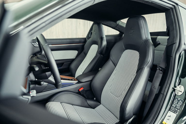 Porsche 992 Sport Classic