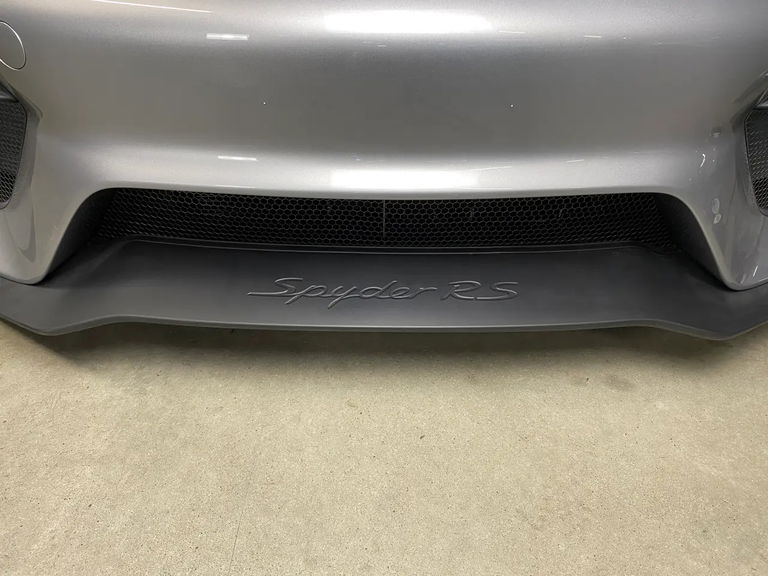Porsche 718 Spyder RS
