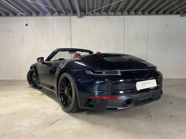 Porsche 992 Carrera 4 GTS