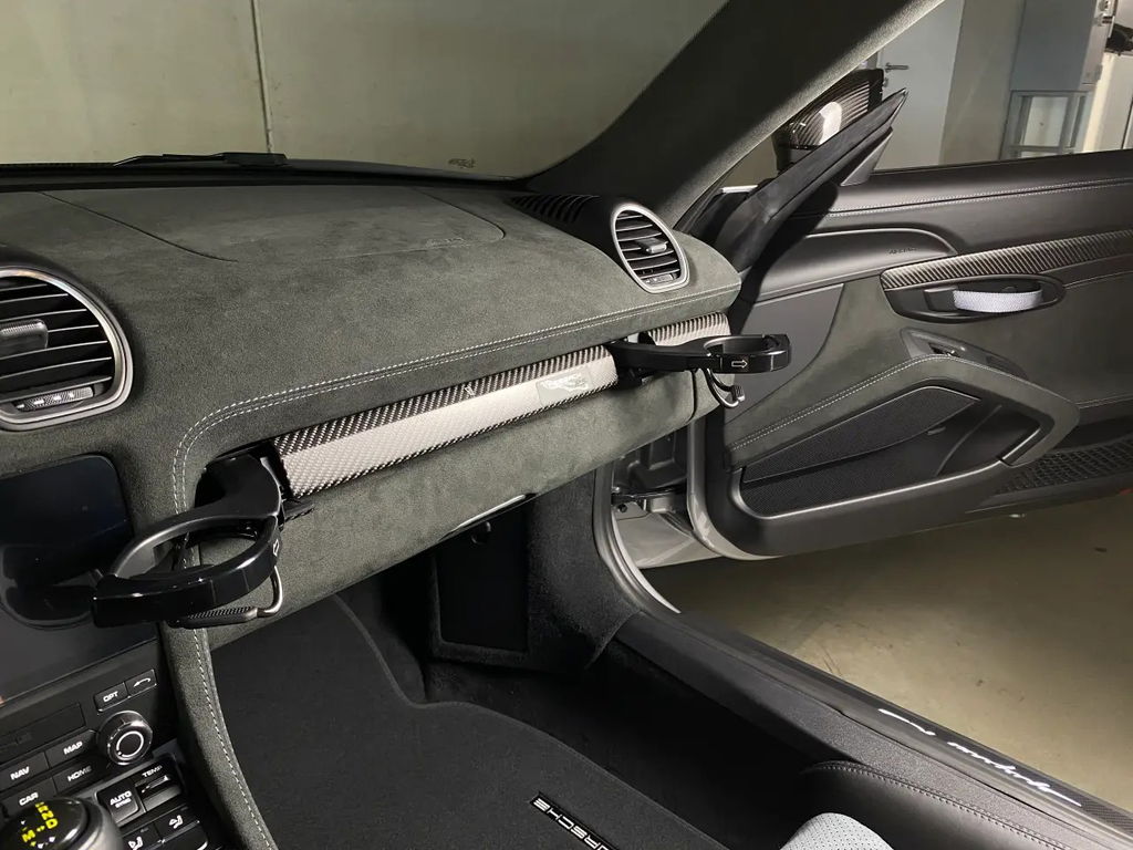 Porsche 718 Spyder RS