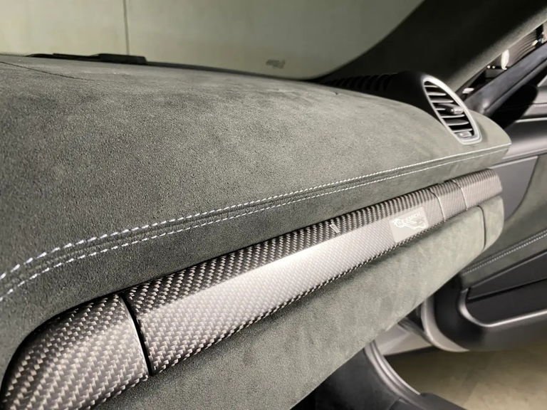 Porsche 718 Spyder RS