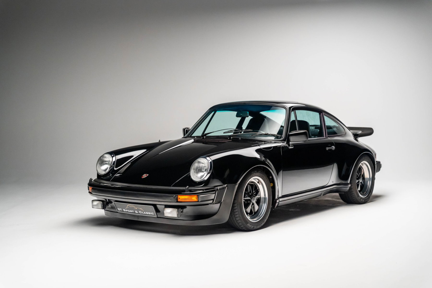 Porsche 911 Turbo 3.0 (US) 1977 - elferspot.com - Marketplace for
