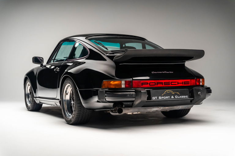 Porsche 911 Turbo 3.0 (US)