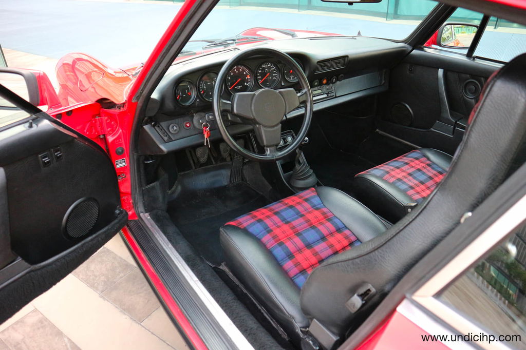 Porsche 911 Carrera 3.0