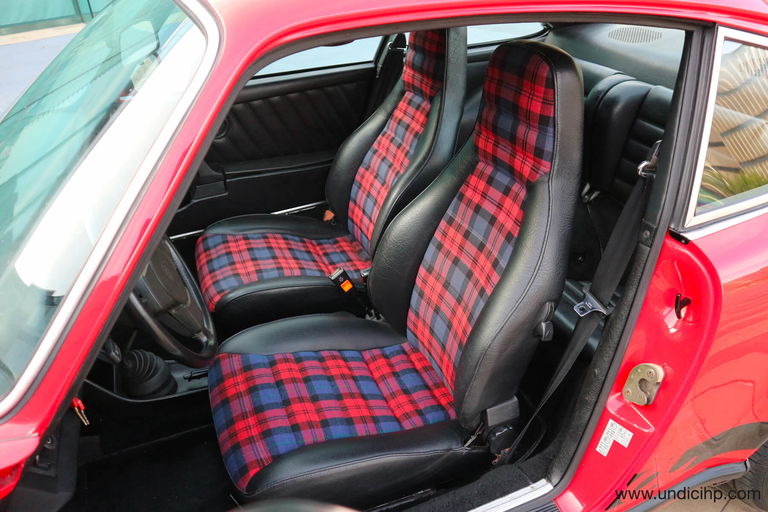 Porsche 911 Carrera 3.0