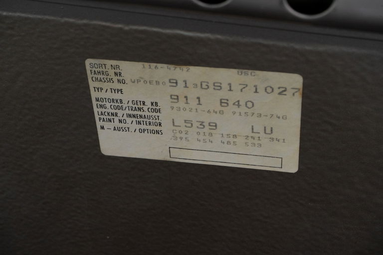 Porsche 911 Carrera 3.2 (US)