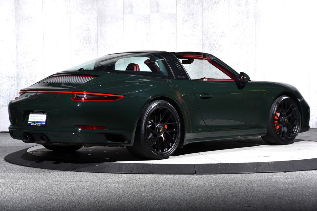 Porsche 991.2 Carrera 4 GTS