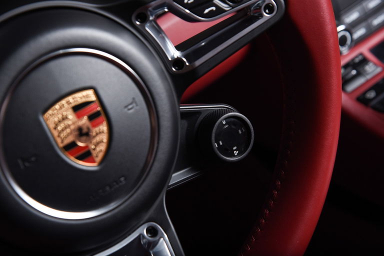 Porsche 991.2 Carrera 4 GTS