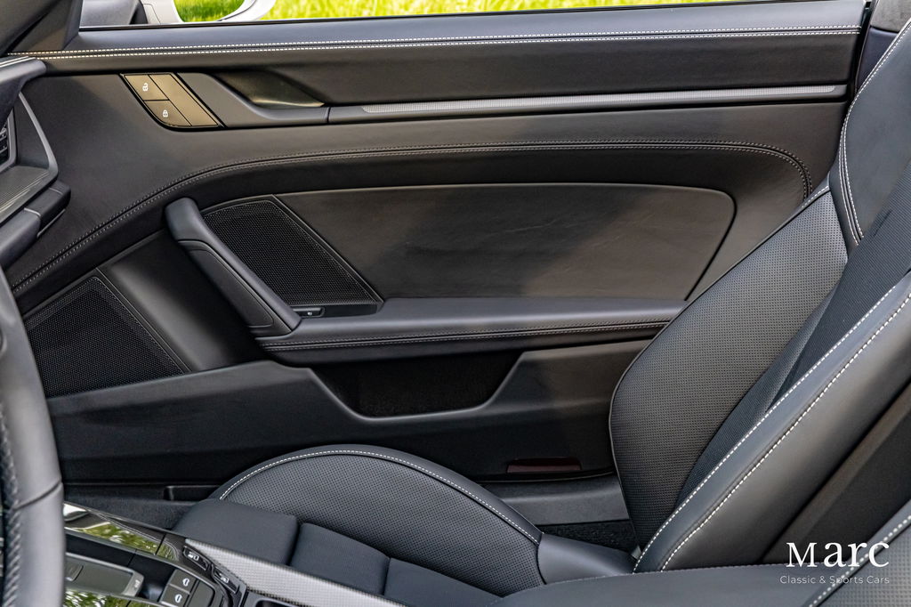 Porsche 992 Targa 4 GTS