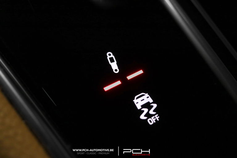 Porsche Panamera 4 E-Hybrid