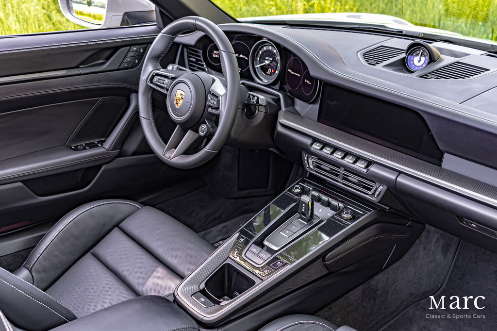 Porsche 992 Targa 4 GTS