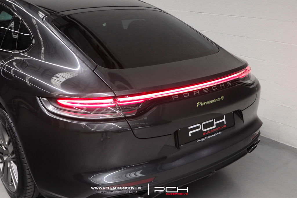Porsche Panamera 4 E-Hybrid