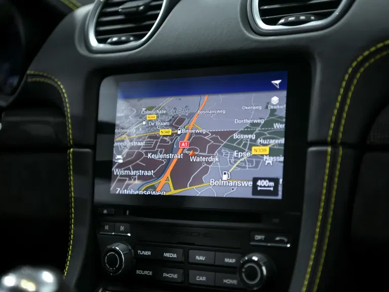 Porsche 718 Cayman GT4