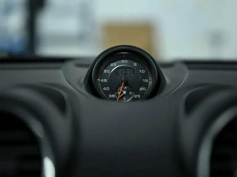 Porsche 718 Cayman GT4