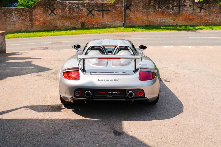 Porsche Carrera GT