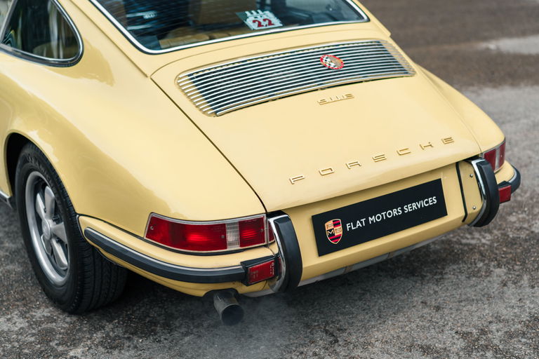 Porsche 911 E