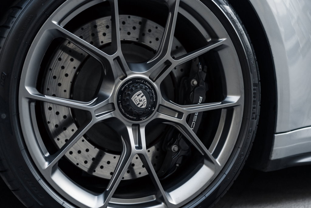 Porsche 992 GT3 Touring