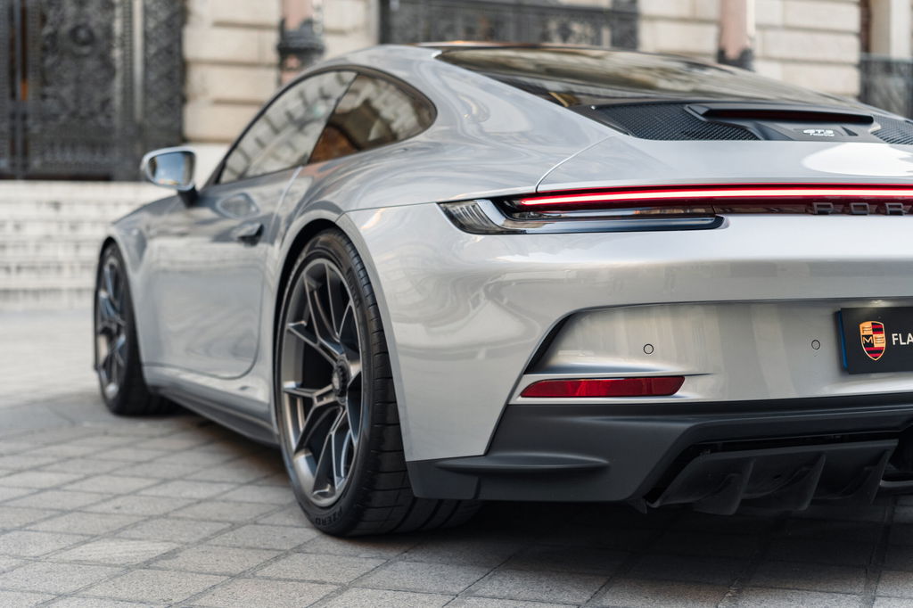 Porsche 992 GT3 Touring