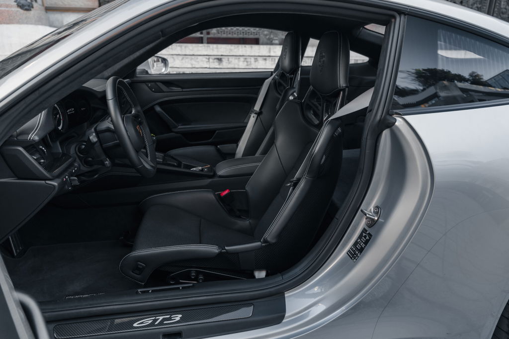 Porsche 992 GT3 Touring