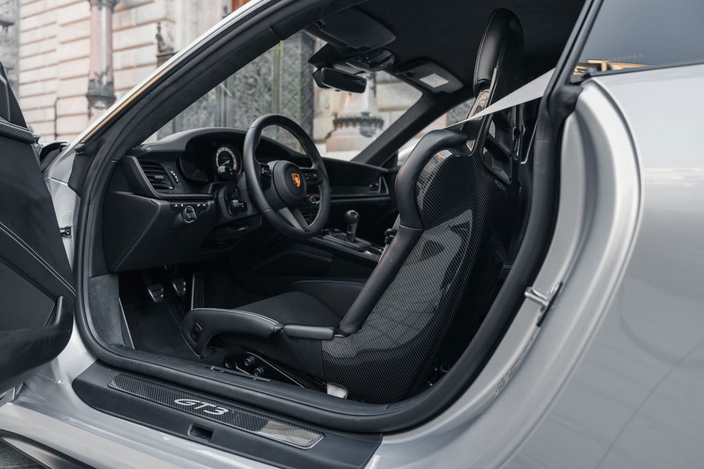 Porsche 992 GT3 Touring