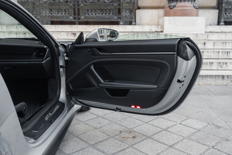 Porsche 992 GT3 Touring