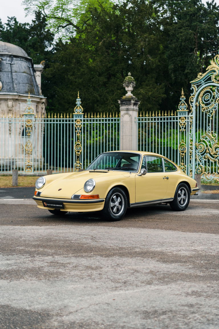 Porsche 911 E