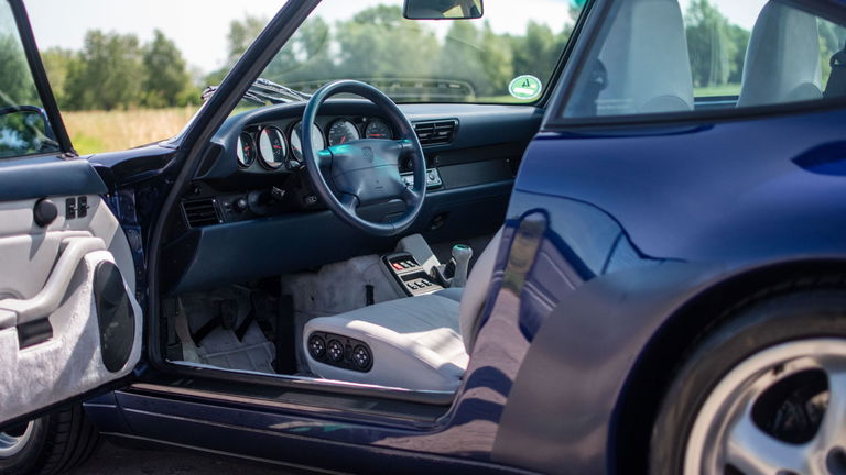Porsche 993 Carrera