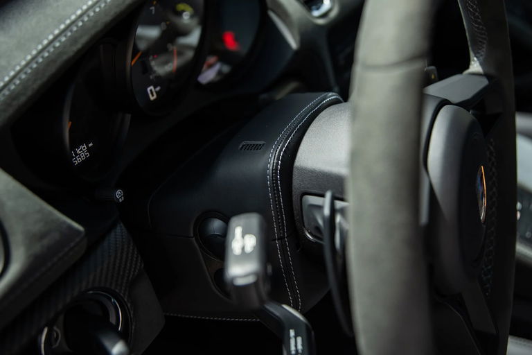 Porsche 718 Cayman GT4 RS