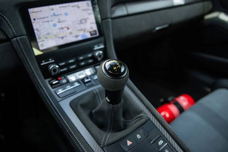 Porsche 718 Cayman GT4 RS