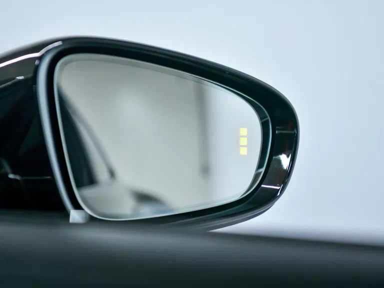 Porsche 992 Carrera 4 GTS