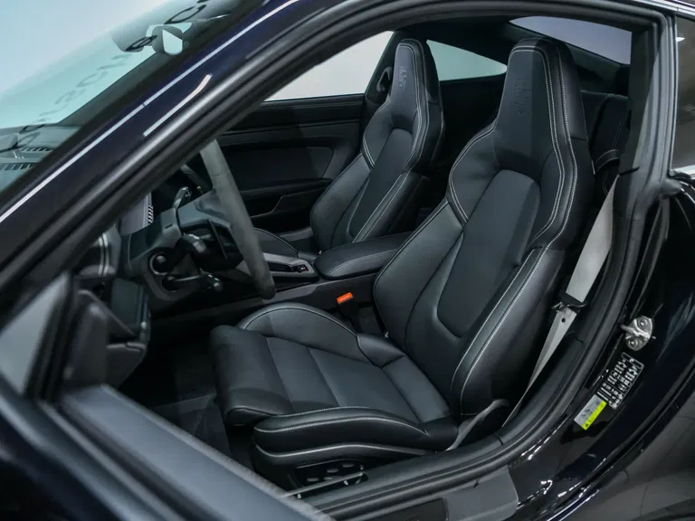 Porsche 992.2 Carrera GTS