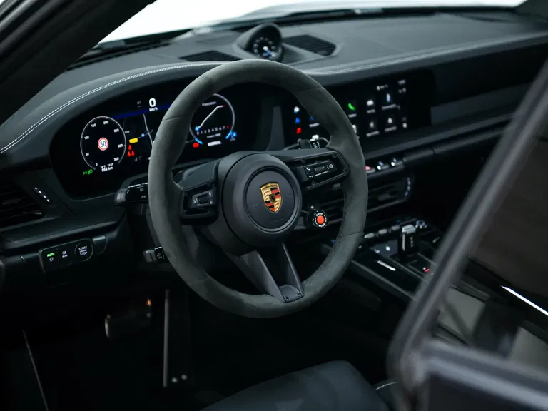 Porsche 992.2 Carrera GTS