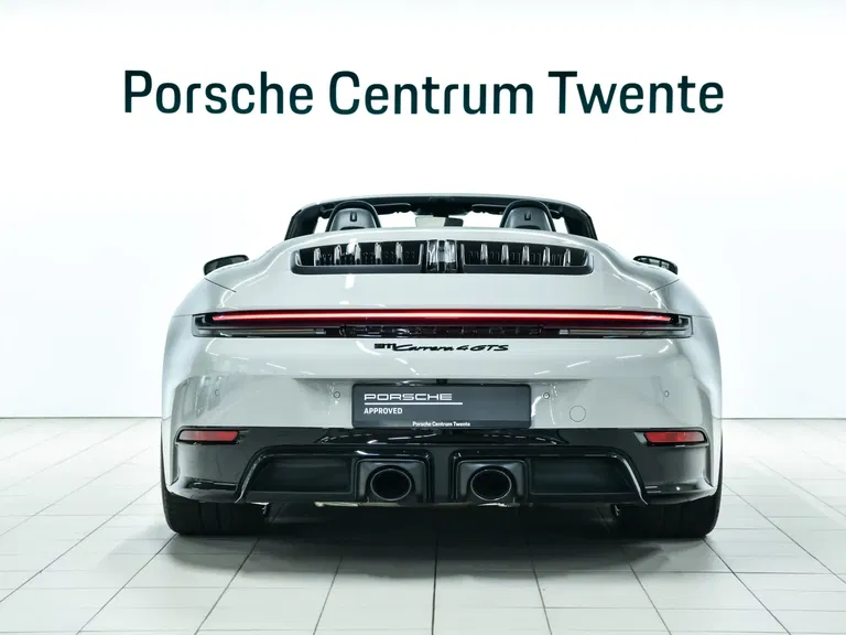 Porsche 992.2 Carrera 4 GTS