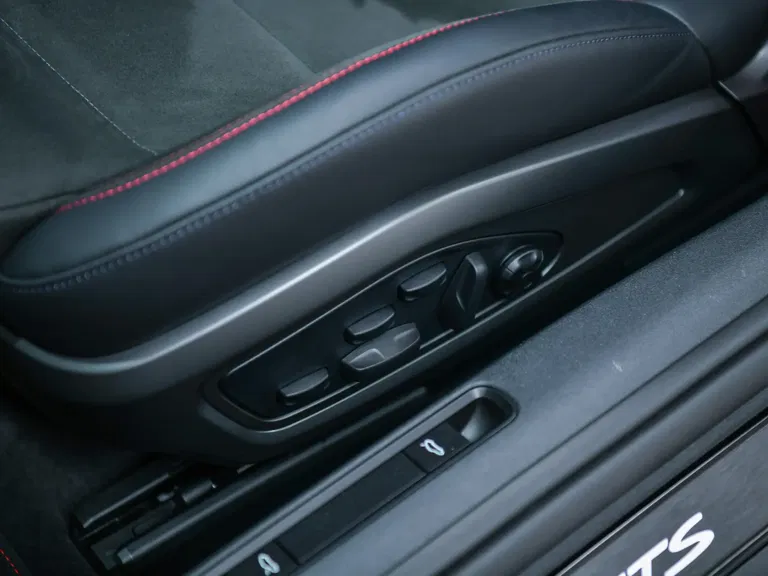 Porsche 992.2 Carrera 4 GTS