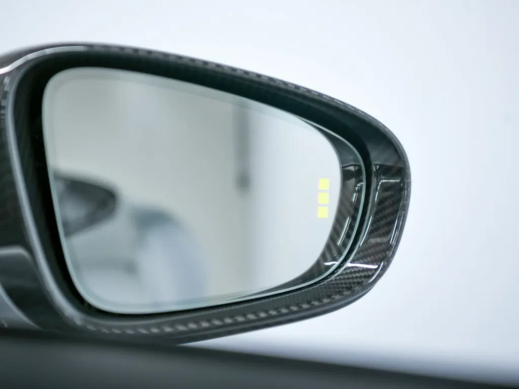 Porsche 992 Carrera GTS