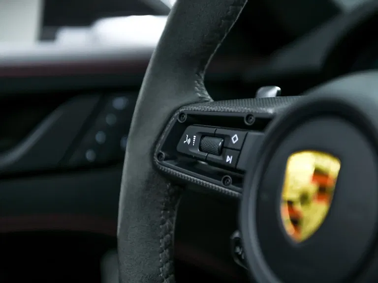 Porsche 992 Carrera GTS