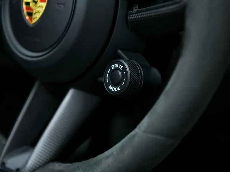 Porsche 992 Carrera GTS