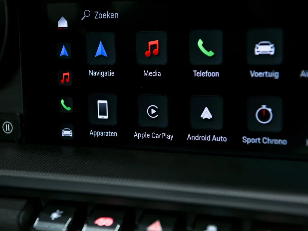 Porsche 992 Carrera GTS