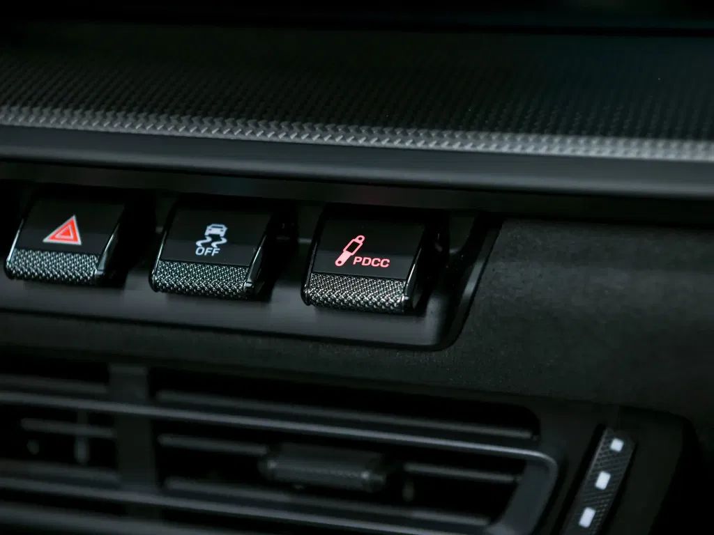 Porsche 992 Carrera GTS