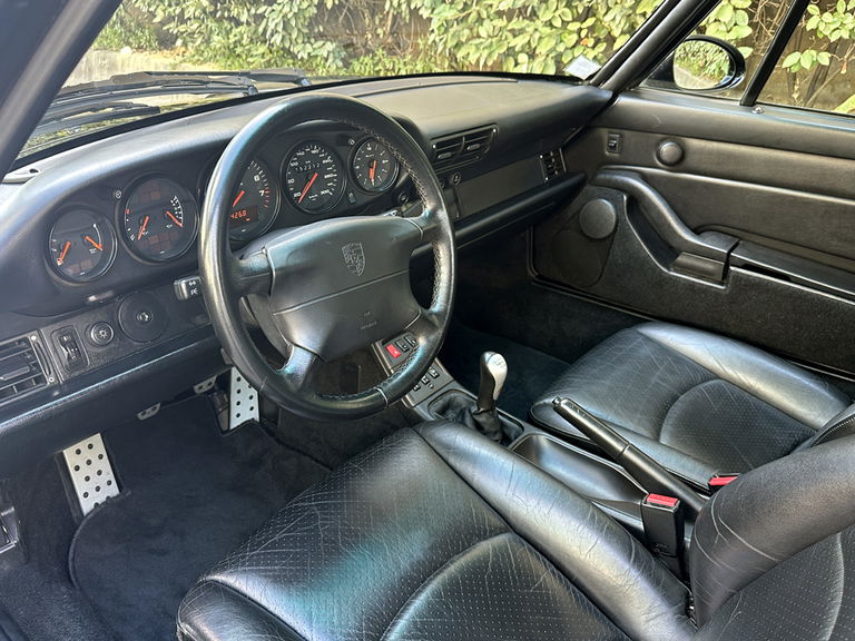 Porsche 993 Carrera